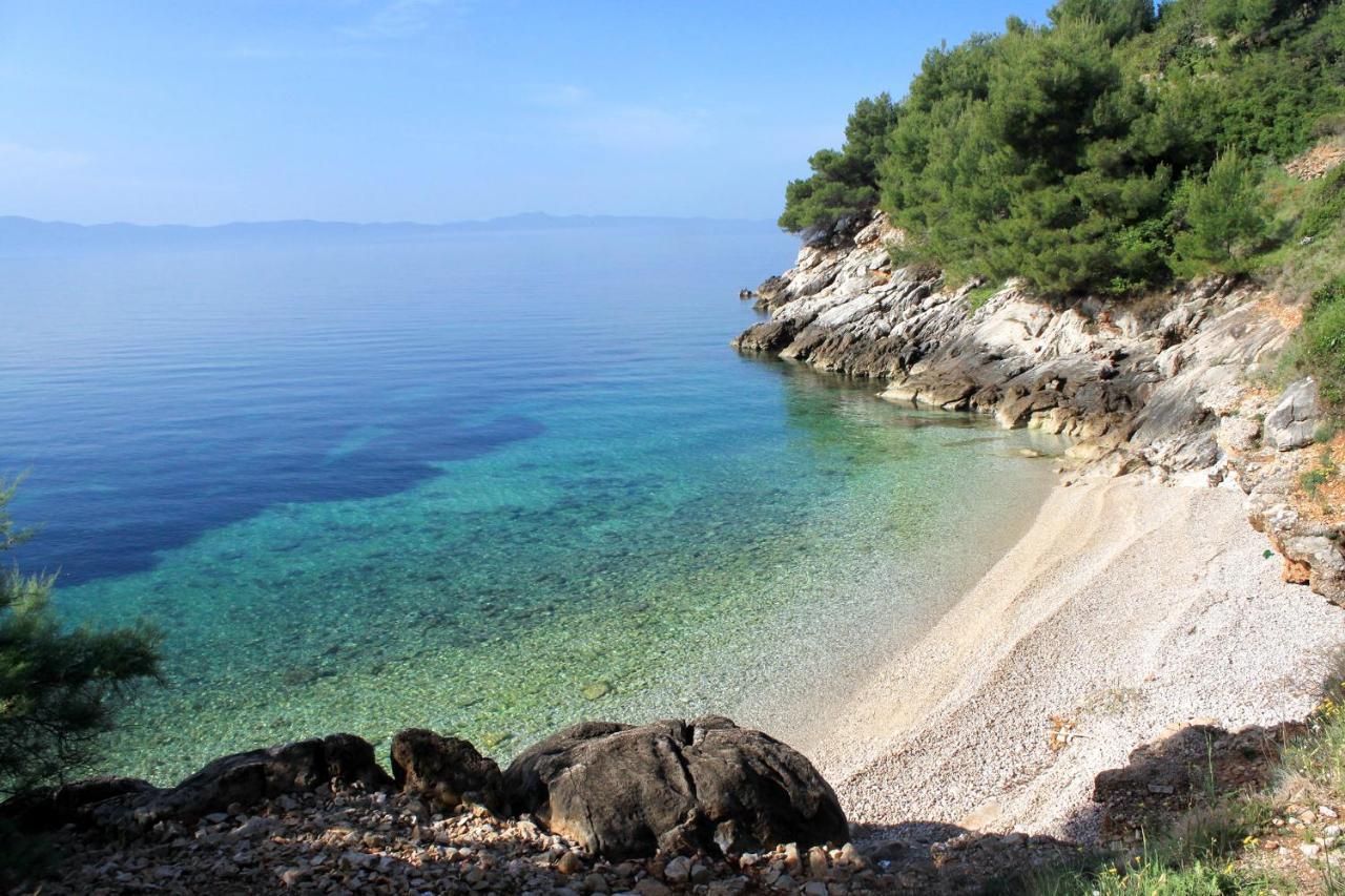 Seaside Secluded Apartments Cove Tvrdni Dolac, Hvar - 2997 Gdinj Ngoại thất bức ảnh