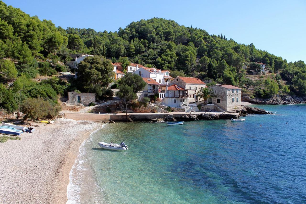 Seaside Secluded Apartments Cove Tvrdni Dolac, Hvar - 2997 Gdinj Ngoại thất bức ảnh