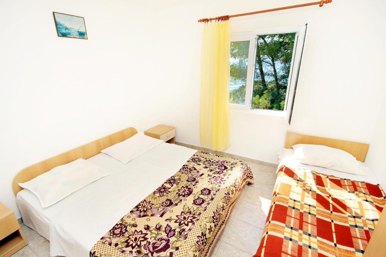 Seaside Secluded Apartments Cove Tvrdni Dolac, Hvar - 2997 Gdinj Ngoại thất bức ảnh